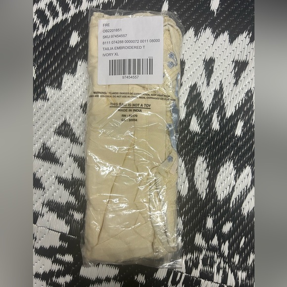 NWT Free People Tailia Embroidered Tube Top size XL - Picture 6 of 8